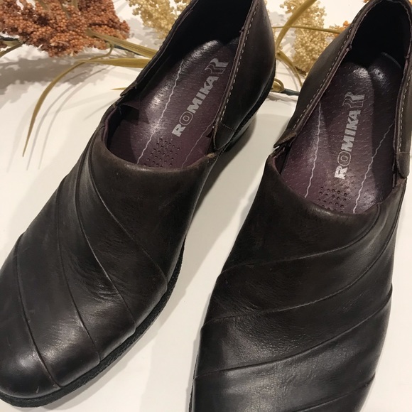 ROMIKA leather slip on small heel brown 7.5 - Picture 2 of 4